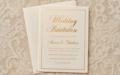Enchanting wedding invitation card traditional vibes for timeless wedding elegance.